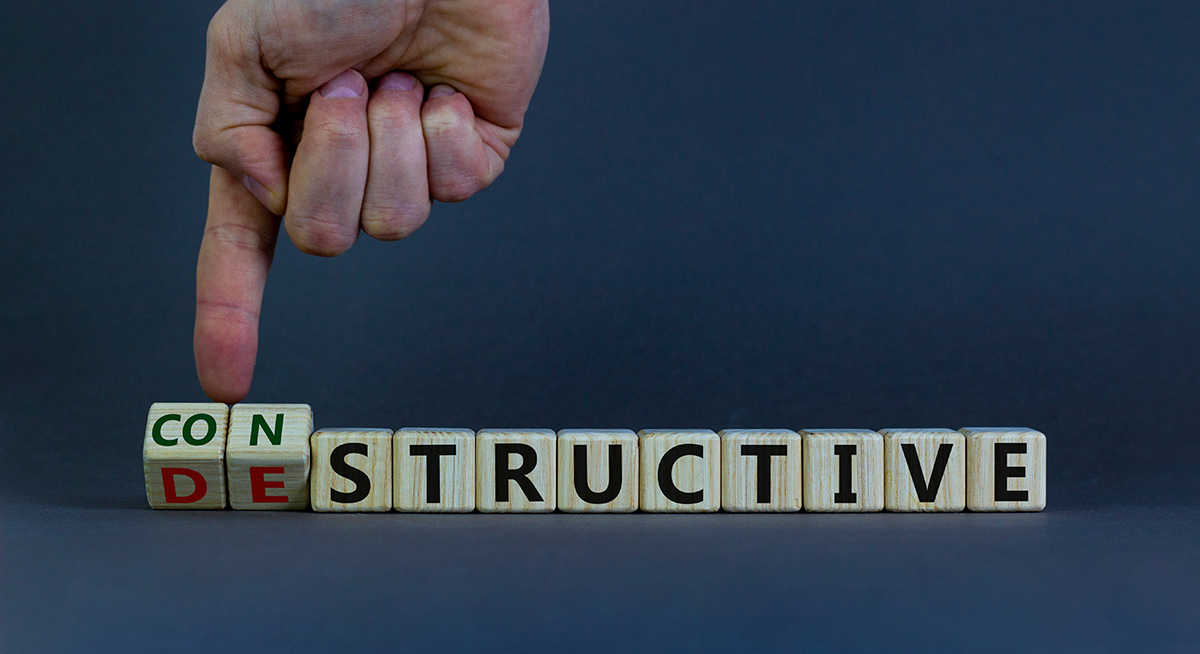 Blocks line up that is a choice between constructive vs deconstructive